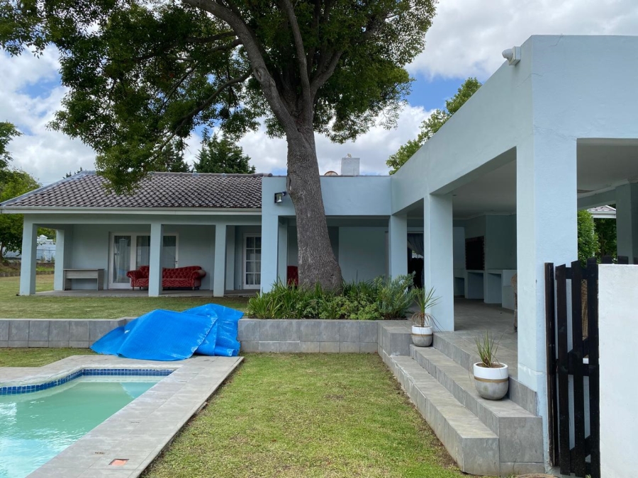 To Let 5 Bedroom Property for Rent in Constantia Western Cape